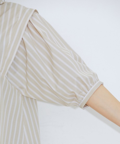 VIS(ビス)の「【前後2WAY】ボリュームスリーブチュニックブラウス(シャツ/ブラウス・レディース・ブラック/ベージュ系その他/ブルー系その他4/ホワイト・FREE)」の7枚目の写真