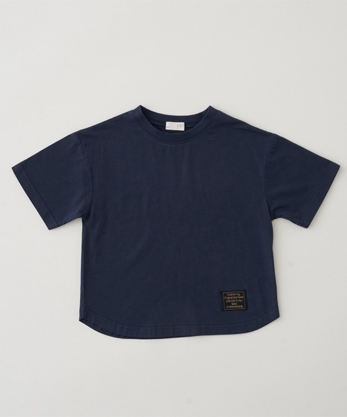 b・ROOM（ビールーム）の「【型崩れしないやわらかコットン】ラウンドヘムTシャツ（Tシャツ/カットソー・キッズ・イエロー/ネイビー/パープル/ミント/モカ/チャコール/アイボリー/ブルーグレー・100cm/110cm/120cm/130cm/140cm/150cm）」の7枚目の写真