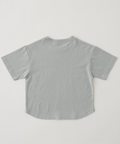 b・ROOM（ビールーム）の「【型崩れしないやわらかコットン】ラウンドヘムTシャツ（Tシャツ/カットソー・キッズ・イエロー/ネイビー/パープル/ミント/モカ/チャコール/アイボリー/ブルーグレー・100cm/110cm/120cm/130cm/140cm/150cm）」の15枚目の写真