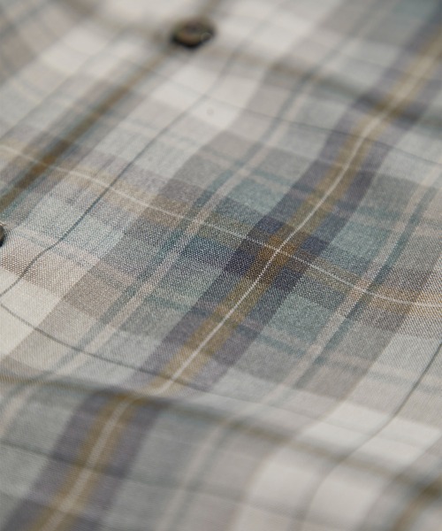 PUBLIC TOKYO（パブリックトウキョウ）の「TWチェックリラックスオーバーシャツ（シャツ/ブラウス・メンズ・ネイビー/グレー/ベージュ・1/2）」の6枚目の写真