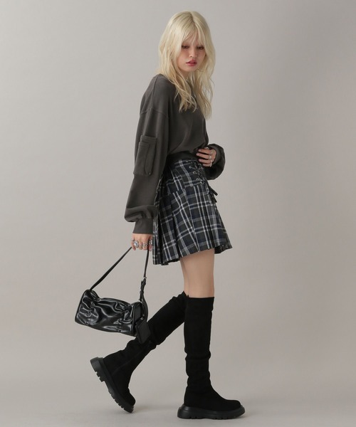 FOREVER 21（フォーエバー トゥエンティーワン）の「フェイクスウェードニーハイブーツ（ブーツ・レディース・ライトブラウン/ブラック・LARGE/SMALL/MEDIUM）」の21枚目の写真