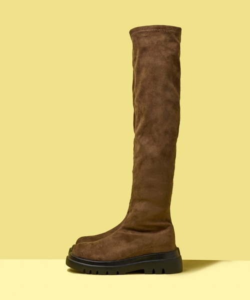 FOREVER 21（フォーエバー トゥエンティーワン）の「フェイクスウェードニーハイブーツ（ブーツ・レディース・ライトブラウン/ブラック・LARGE/SMALL/MEDIUM）」の15枚目の写真