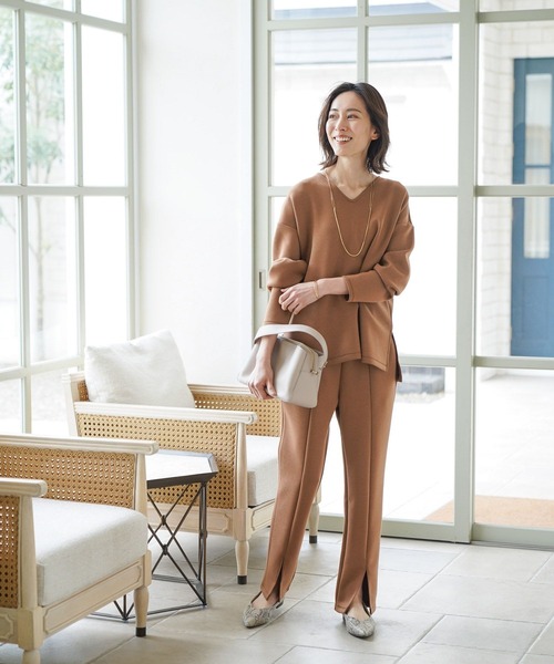 Elura(エルーラ)の「やわらかタッチセットアップ(ワンピース・レディース・ネイビー/ブラウン/ピンクベージュ・SMALL/MEDIUM/LARGE)」の7枚目の写真
