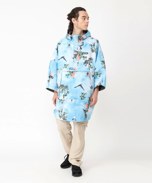 Columbia(コロンビア)の「デシュートバレーユニセックスレインポンチョ(ポンチョ・メンズ・ブラック/ブルー・M/L/XL/S)」の13枚目の写真