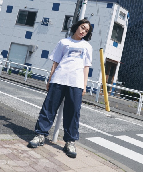 SCULPTOR（スカルプター）の「【日本限定アイテム】Puppy Talk Boxy Tee/パピートークボクシーT（Tシャツ/カットソー・レディース・ライトグレー/ホワイト/ブラック・MEDIUM/SMALL/LARGE）」の22枚目の写真