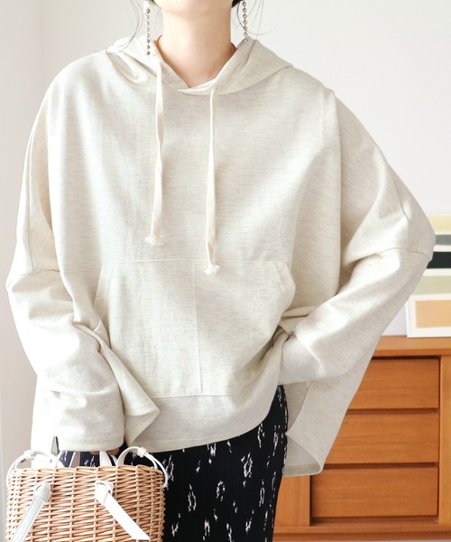 reca(レカ)の「スウェットフーディー(パーカー・レディース・オートミール/チャコール・FREE)」の2枚目の写真