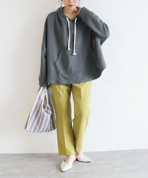 reca(レカ)の「スウェットフーディー(パーカー・レディース・オートミール/チャコール・FREE)」の7枚目の写真