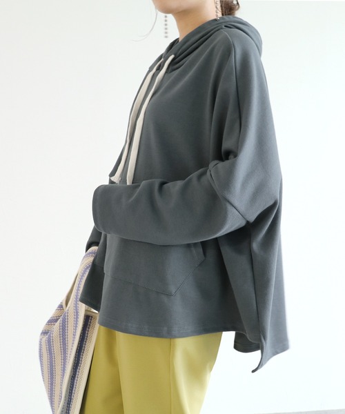 reca(レカ)の「スウェットフーディー(パーカー・レディース・オートミール/チャコール・FREE)」の5枚目の写真