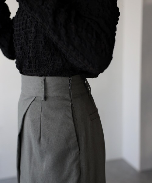 Riberry（リベリー）の「重ねタックパンツ（スラックス・レディース・ブラック/グレー・FREE）」の16枚目の写真