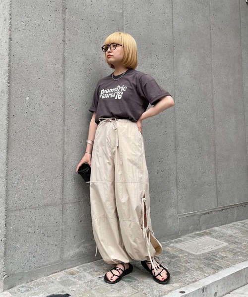 CIAOPANIC（チャオパニック）の「スラブロゴプリントT（Tシャツ/カットソー・レディース・チャコールグレー/オフホワイト/ピンク・FREE）」の8枚目の写真