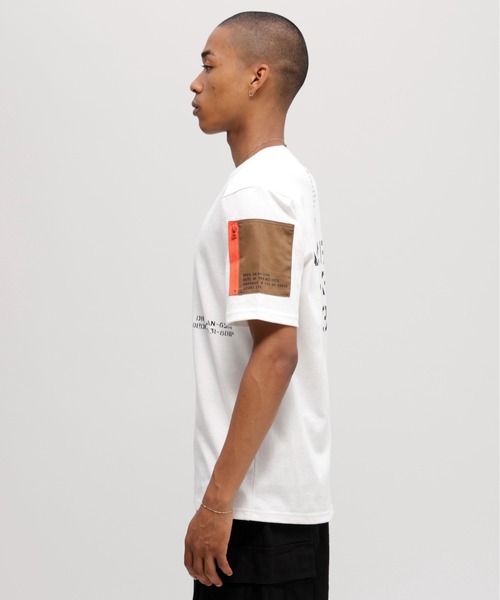 AVIREX（アヴィレックス）の「《WEB&DEPOT限定》REMODEL DESIGN CREW NECK T-SHIRT / リモデル デザイン クルーネック Ｔシャツ / AVIREX / アヴィレックス（Tシャツ/カットソー・メンズ・ネイビー/ホワイト/ブラック/オリーブ・MEDIUM/LARGE/X-LARGE/XX-LARGE）」の13枚目の写真
