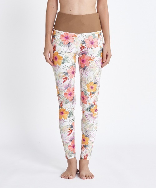 ROXY（ロキシー）の「FIREWORK LEGGINGS/ロキシー総柄レギンス