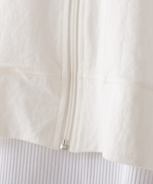 OMNES（オムネス）の「接触冷感オーバーサイズジップパーカー（パーカー・レディース・ホワイト/ブルー/モカ/イエロー/チャコールグレー/ブラック/グレー/チャコールグレー×ブラック/ホワイト系その他/キャメル/ネイビー/ラベンダー/ブラウン/グリーン/ブルー系その他・FREE）」の20枚目の写真