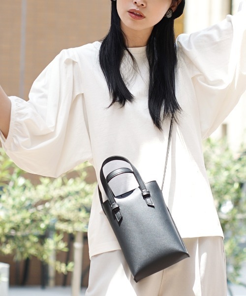 e-zakkamania stores（イーザッカマニアストアーズ）の「ボリュームスリーブ カットソー（Tシャツ/カットソー・レディース・ネイビー/ブラック/オフホワイト/ライトカーキ・M）」の2枚目の写真