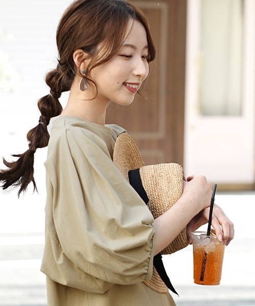 e-zakkamania stores（イーザッカマニアストアーズ）の「ボリュームスリーブ カットソー（Tシャツ/カットソー・レディース・ネイビー/ブラック/オフホワイト/ライトカーキ・M）」の13枚目の写真