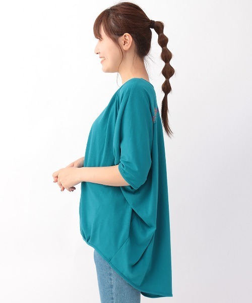 チチカカ（チチカカ）の「フラワー刺繍ドルマンチュニック（Tシャツ/カットソー・レディース・マスタード/ブラック/グリーン・FREE）」の13枚目の写真