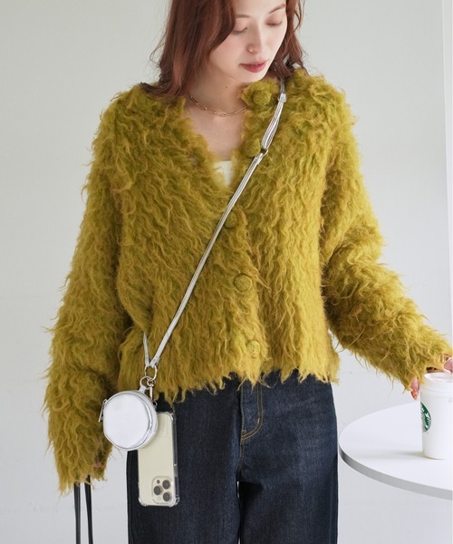 DISCOAT（ディスコート）の「ラウンドポーチ付きスマホストラップ（スマホグッズ・レディース・シルバー/ブラック/ベージュ/ラベンダー・FREE）」の12枚目の写真