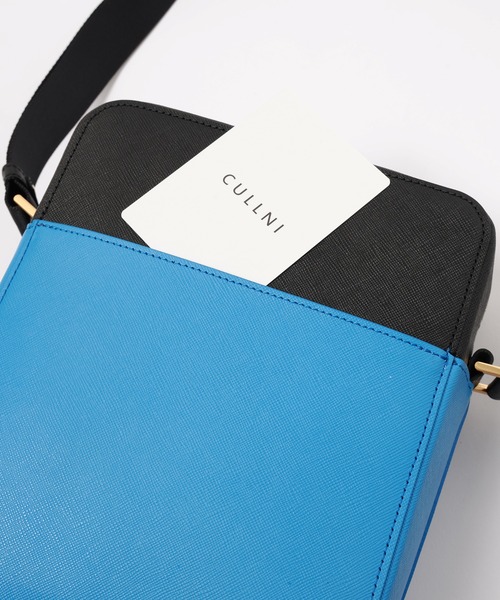 Square leather shoulder bag（ショルダーバッグ）｜CULLNI