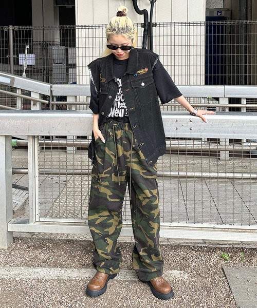 sedacle（セダクル）の「カットオフデニムワッペンベスト