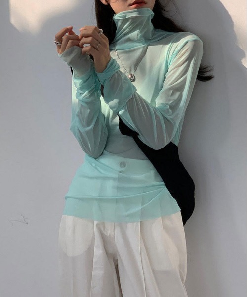 i-dare(アイディア)の「【i-dare】シースルー シアーハイネック タートル トップス(Tシャツ/カットソー・レディース・ブラック/グリーン/イエロー/ブルー/ホワイト/ピンク・FREE)」の4枚目の写真