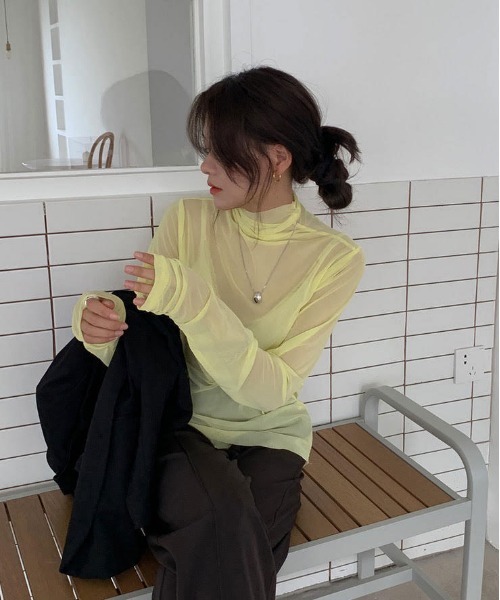 i-dare(アイディア)の「【i-dare】シースルー シアーハイネック タートル トップス(Tシャツ/カットソー・レディース・ブラック/グリーン/イエロー/ブルー/ホワイト/ピンク・FREE)」の17枚目の写真
