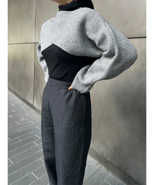 Ayla（アイラ）の「cross short knit（ニット/セーター・レディース・ベージュ/グレー・FREE）」の10枚目の写真