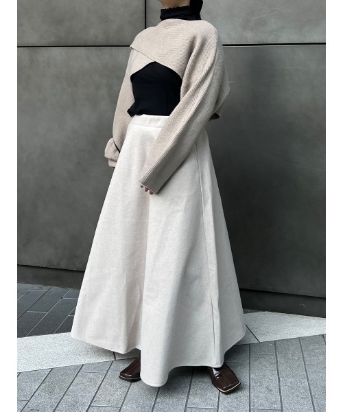 Ayla（アイラ）の「cross short knit（ニット/セーター・レディース・ベージュ/グレー・FREE）」の6枚目の写真
