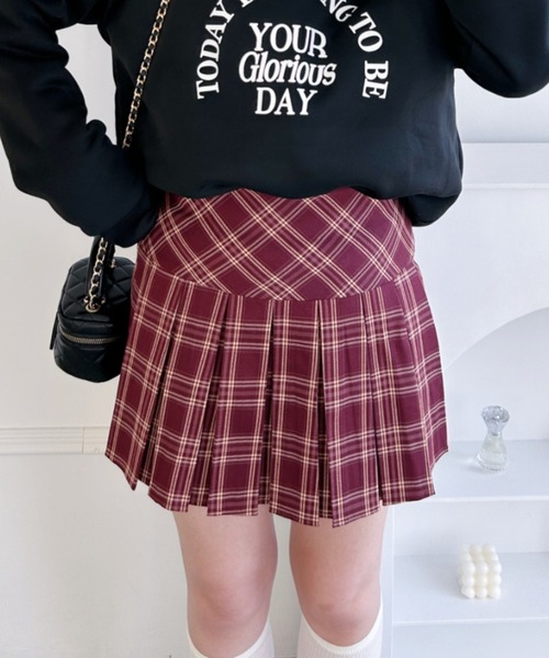 Loueme(ルエム)の「ハイウエストチェックプリーツミニスカート(スカート・レディース・レッド/ブラック・M/S)」の18枚目の写真