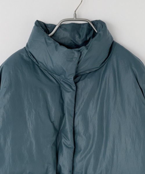 yuw（ユウ）の「ＰＵＦＦＥＲ ＳＨＯＲＴ ＪＫ　976172（ダウンジャケット/コート・レディース・ブルー/ブラック・FREE）」の5枚目の写真