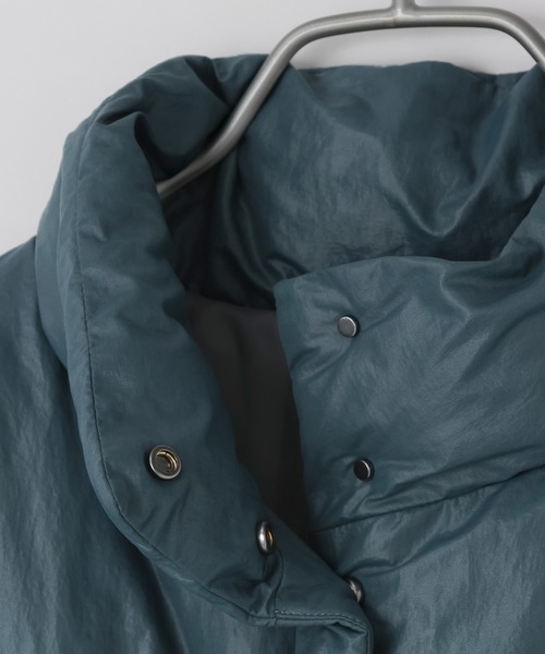 yuw（ユウ）の「ＰＵＦＦＥＲ ＳＨＯＲＴ ＪＫ　976172（ダウンジャケット/コート・レディース・ブルー/ブラック・FREE）」の11枚目の写真