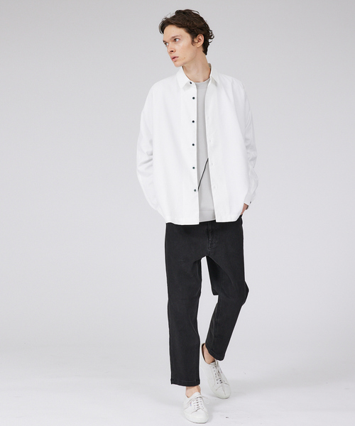 AH ABAHOUSE（エーエイチアバハウス）の「【AH ABAHOUSE】ピーチサテン ドルマンスリーブ オーバーサイズ シャツ（シャツ/ブラウス・メンズ・ホワイト/グレイッシュベージュ/モカ/ブラック・フリー）」の10枚目の写真