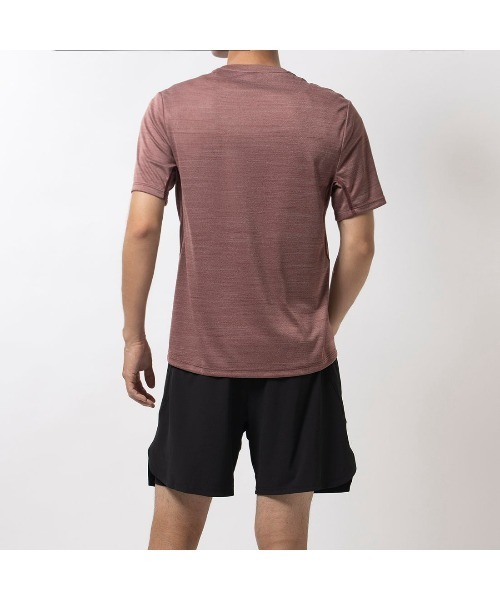 Reebok(リーボック)の「モーションフレッシュ アスリート Tシャツ / MOTIONFRESH ATHLETE TEE(Tシャツ/カットソー・メンズ・ヘザーグレー/ネイビー/マルーン/アーミー・X-LARGE/MEDIUM/XX-LARGE/LARGE/SMALL/X-SMALL)」の8枚目の写真