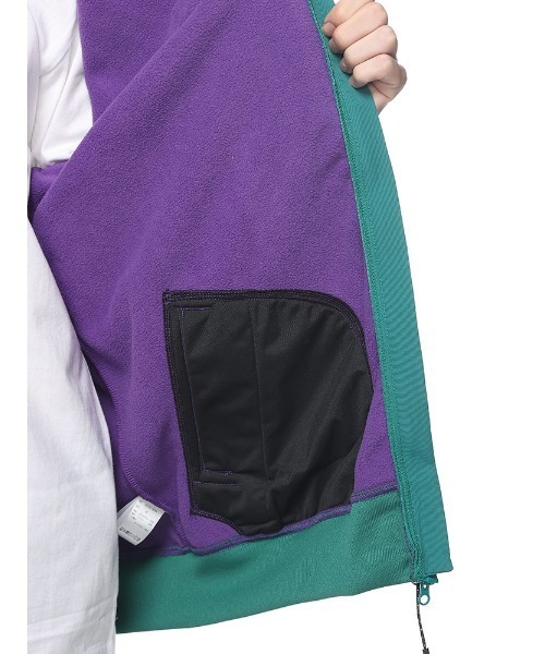 KELTY(ケルティ)の「KELTY 80s フリース フルジップ ジャケット(ブルゾン・メンズ・ブラック/パープル・M/LL/L)」の13枚目の写真