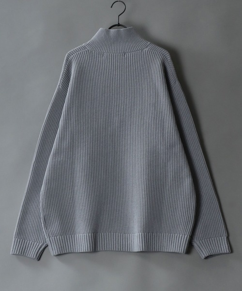 SITRY（シトリー）の「half zip knit pull over/オーバーサイズ ハーフジップ エコニット 吸水速乾 UVカット 洗濯可 帯電防止 抗ピリング（ニット/セーター・メンズ・ブラック/グレー/オフホワイト/チャコール/ブルー/グレイッシュベージュ・LL/M/L）」の21枚目の写真