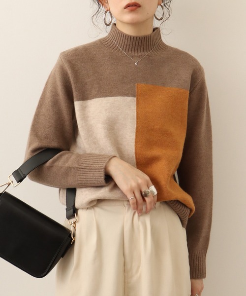 Chiaro（キアロ）の「chiaro 3カラー配色ハイネックニット（ニット/セーター・レディース・ベージュ/モカ/オレンジ/エンジ・40）」の2枚目の写真