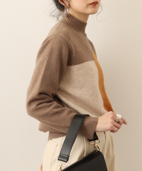 Chiaro（キアロ）の「chiaro 3カラー配色ハイネックニット（ニット/セーター・レディース・ベージュ/モカ/オレンジ/エンジ・40）」の7枚目の写真