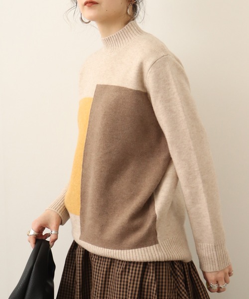 Chiaro（キアロ）の「chiaro 3カラー配色ハイネックニット（ニット/セーター・レディース・ベージュ/モカ/オレンジ/エンジ・40）」の11枚目の写真