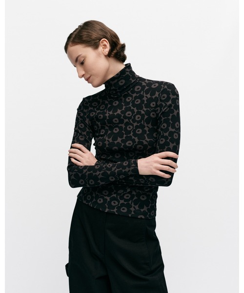 【marimekko】Emali Piirto Unikko タートルネック カットソー marimekko】Emali Piirto Unikko タートルネック カットソー