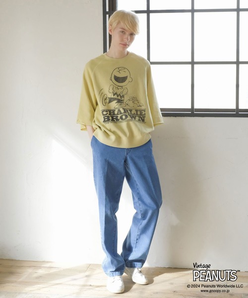 FRUIT OF THE LOOM(フルーツオブザルーム)の「FRUIT OF THE LOOM×スヌーピー甘編み裏毛Tシャツ / コラボ / ピーナッツ / スヌーピー / 半袖 / プリント / カジュアル / ユニセックス(Tシャツ/カットソー・メンズ・C/A/E/D/B・L/M/S)」の10枚目の写真
