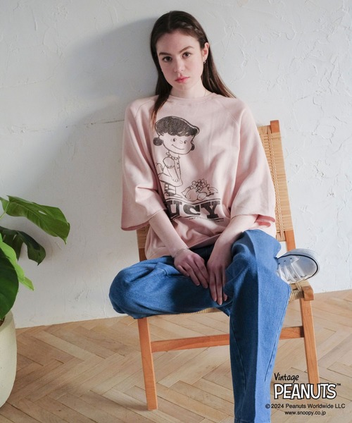 FRUIT OF THE LOOM(フルーツオブザルーム)の「FRUIT OF THE LOOM×スヌーピー甘編み裏毛Tシャツ / コラボ / ピーナッツ / スヌーピー / 半袖 / プリント / カジュアル / ユニセックス(Tシャツ/カットソー・メンズ・C/A/E/D/B・L/M/S)」の13枚目の写真