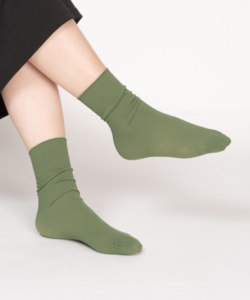 SVEC（シュベック）の「ミドル丈 リブソックス（ソックス/靴下・レディース・ワイン/レッド/ブラック/ネイビー/ホワイト/マスタード/ピンク/チャコールグレー/アイボリー/グリーン/オレンジ/ブルー/グレー/ピンク系その他/オリーブ/キャメル/ベージュ/ブルー系その他/ダークベージュ/パープル/ラベンダー/イエロー・FREE）」の9枚目の写真