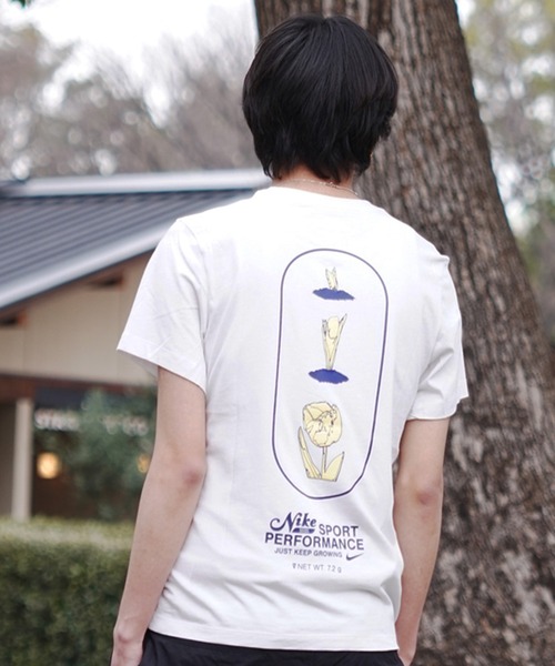 NIKE(ナイキ)の「NIKE/ナイキ 半袖TEE Tシャツ グラフィック 速乾 レギュラーシルエット FQ3881-010/FQ3881-068/FQ3881-094/FQ3881-476(Tシャツ/カットソー・メンズ・グレー/ブルー/ホワイト/ブラック・2XL/XL/L/M)」の7枚目の写真