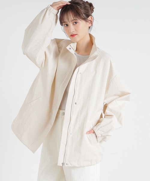 ★本日限定価格★完売品！Apart by 撥水加工付きスタンドブルゾン ベージュ 撥水加工スタンドブルゾン（ブルゾン）｜Honeys（ハニーズ）の