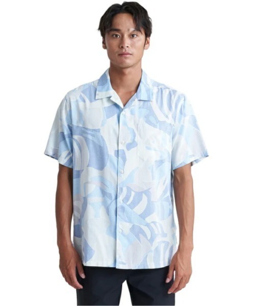 Quiksilver（クイックシルバー）の「BEACH CLUB CASUAL SS/クイックシルバー半袖総柄シャツ（シャツ/ブラウス・メンズ・ブラック/カーキ/ブルー/グリーン/ブルー系その他/グリーン系その他/ブルー系その他4・LARGE/MEDIUM/SMALL/X-LARGE）」の6枚目の写真