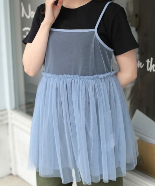 SPINNS（スピンズ）の「チュールミニキャミワンピース/無地（キャミソール・レディース・ラベンダー/ライトグレー/ブラック/ナチュラル/ブルー・ONESIZE）」の4枚目の写真