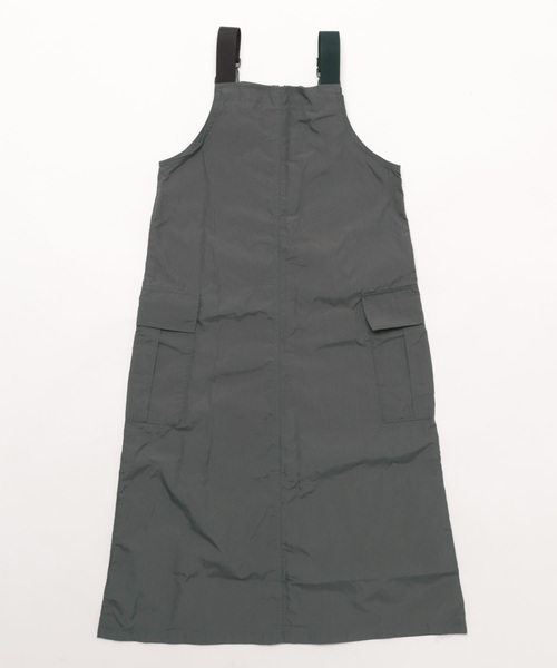 repipi armario（レピピ アルマリオ）の「Zipperカーゴジャンスカ（ジャンパースカート・キッズ・チャコールグレー/ブラック・SMALL/LARGE/MEDIUM）」の16枚目の写真