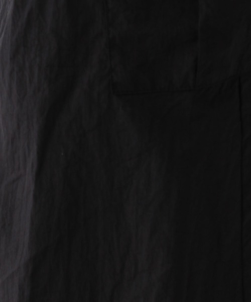 repipi armario（レピピ アルマリオ）の「Zipperカーゴジャンスカ（ジャンパースカート・キッズ・チャコールグレー/ブラック・SMALL/LARGE/MEDIUM）」の14枚目の写真