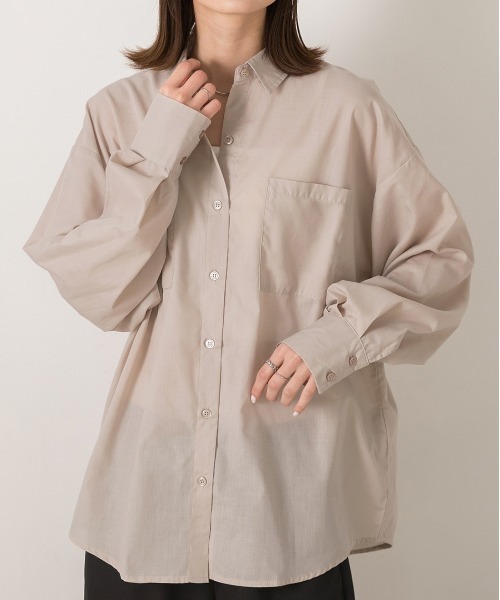 ad thie（アドティエ）の「ボリュームスリーブ ポケ付きストライプシャツ（シャツ/ブラウス・レディース・ネイビー/オレンジ/ベージュ/ピンク/グリーン系/ブラック/ライトブルー/グレイッシュベージュ/オフホワイト/ブルー/ブラック×ホワイト/イエロー/グリーン/ベージュ系/レッド・LARGE/MEDIUM）」の5枚目の写真