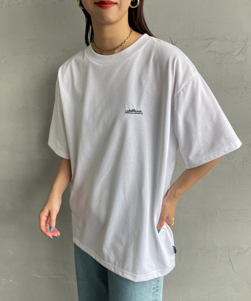 THOUSAND MILE（サウザンドマイル）の「[THOUSAND MILE/サウザンドマイル] ワンポイント刺繍ロゴ ショートスリーブTシャツ（Tシャツ/カットソー・レディース・ブラック/グレイッシュベージュ/イエロー/ホワイト・M/L/S/XL）」の17枚目の写真