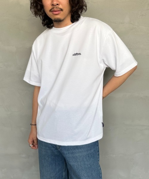THOUSAND MILE（サウザンドマイル）の「[THOUSAND MILE/サウザンドマイル] ワンポイント刺繍ロゴ ショートスリーブTシャツ（Tシャツ/カットソー・レディース・ブラック/グレイッシュベージュ/イエロー/ホワイト・M/L/S/XL）」の22枚目の写真